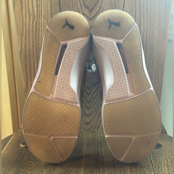 SOLD-PUMA Kylie Jenner Fierce Metalic Trainer Rose Gold 189865-02 - Size 7.5 - Picture 8 of 9